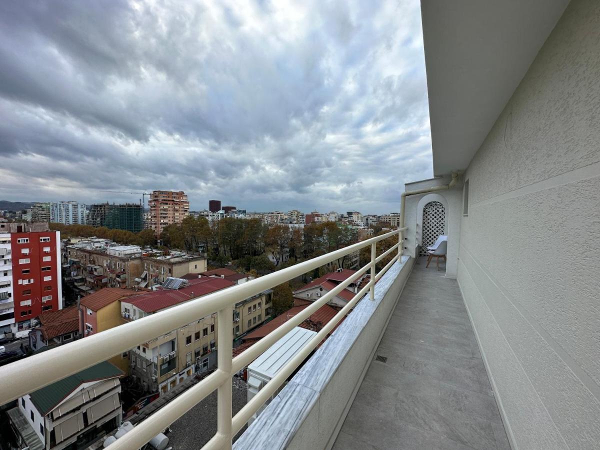 Skyline Panoramic * Tirana