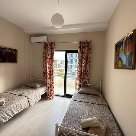 Skyline Panoramic Apartment Tirana Exterior photo