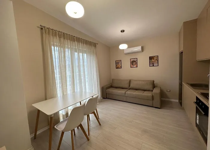Skyline Panoramic Apartment
